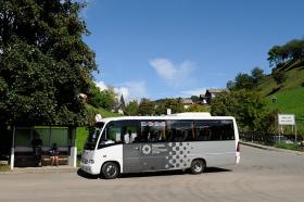 La fermata dell’autobus a Avelengo