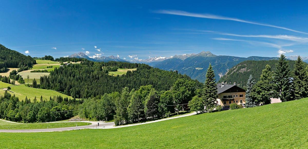 Il panorama alpino su Merano e dintorni, Alto Adige Südtirol